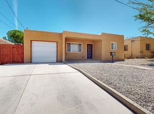 1304 Columbia Dr SE, Albuquerque, NM 87106