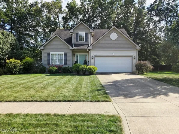 35177 Schoolhouse Ln, North Ridgeville, OH 44039