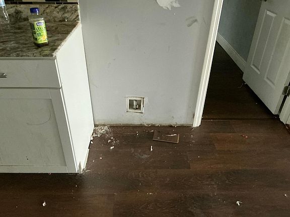 4th image of 5207 Fletcher Street