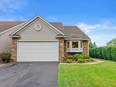 702 Crescent Curv, Saint Paul, MN, 55127