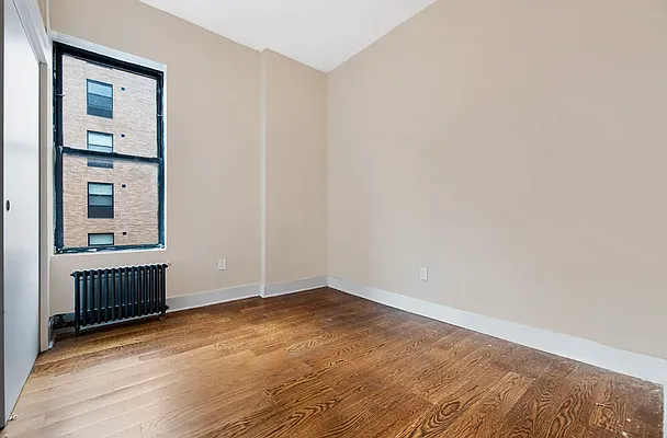 Rented by REAL New York | media 21