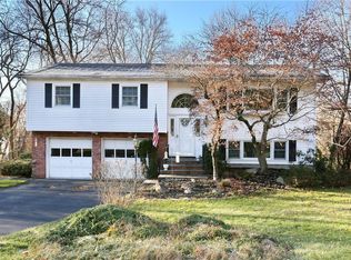 11 Wallace Dr, Spring Valley, NY 10977