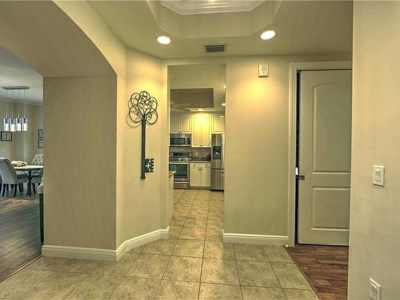 3rd image of 2090 W 1st St APT 2808