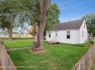 607 Vernon Ave, Lansing, MI 48910