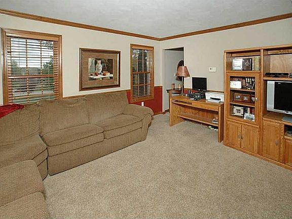 4th image of 5078 Cypress Dr