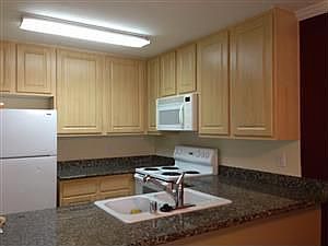 1st image of 589 N Johnson Ave Unit 123