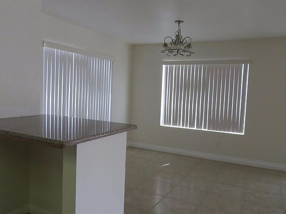 4th image of 15727 Ox Hill Ct