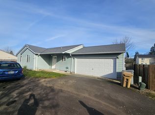 989 Kees St, Lebanon, OR 97355
