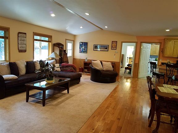 3rd image of 408 Kellems Ln