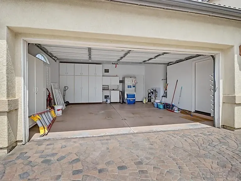 1762 Bramblewood Ct — Photo 48