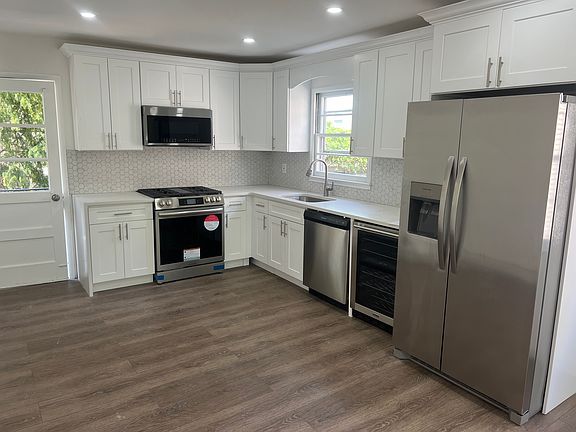 2nd image of 1519 Nepperhan Ave #1
