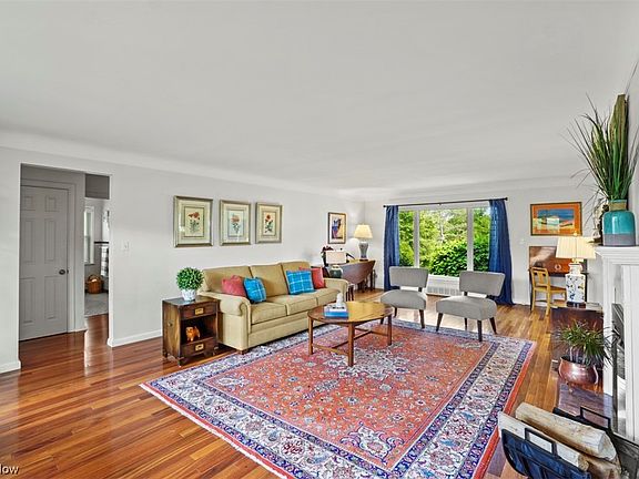 5th image of 29026 Gates Mills Blvd