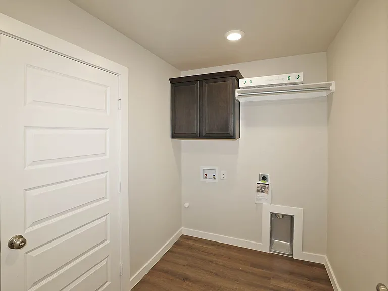 3003 Swenson St — Photo 20