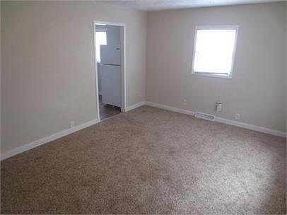 3rd image of 202 N Kenmore St