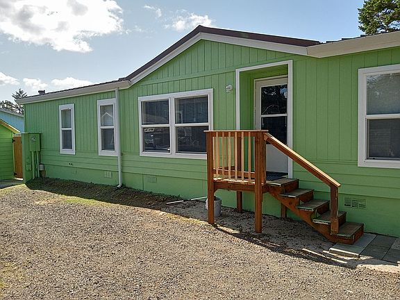 3rd image of 34555 Cape Kiwanda Dr