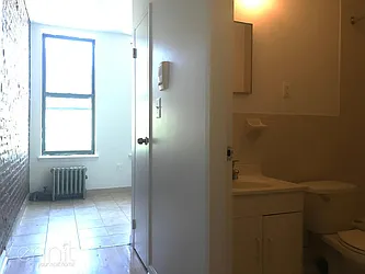 Rented by Rennit Inc.