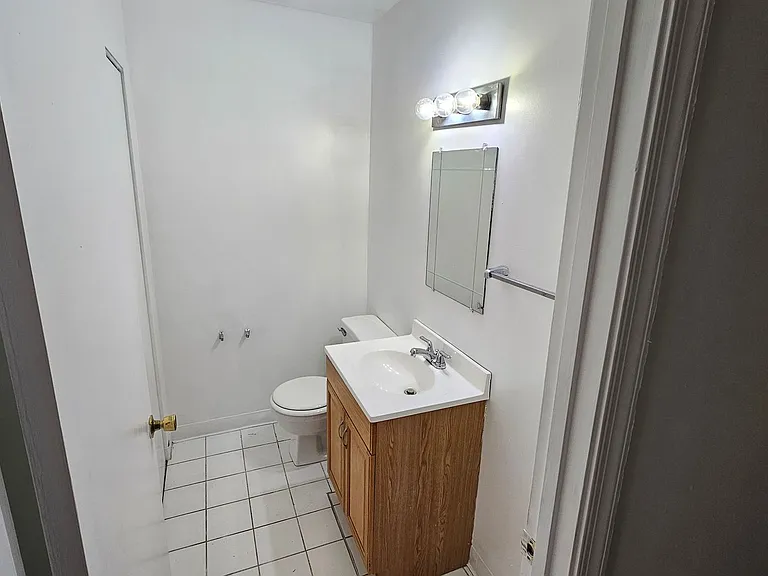 904 Winterstick Pl — Photo 7