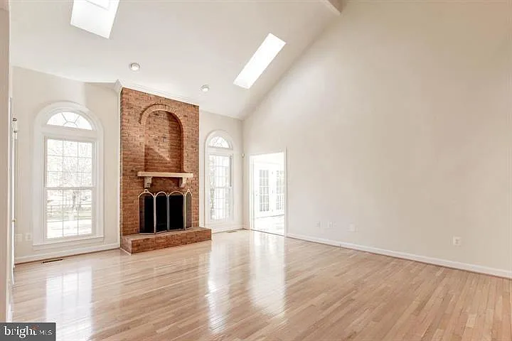 14213 Floral Park Dr — Photo 19