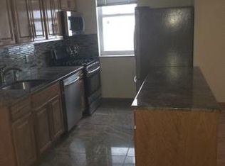 1824 21st Dr, Astoria, NY 11105