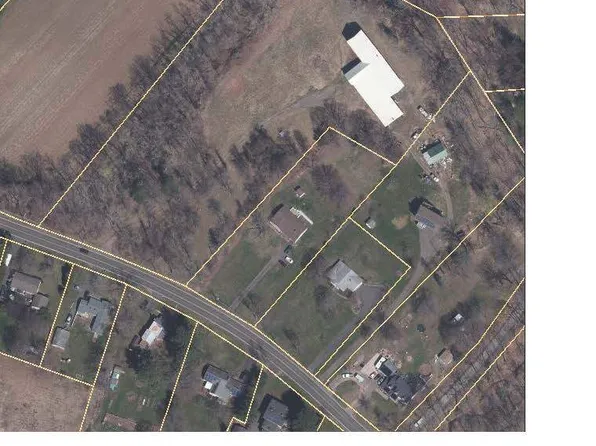 Boston Neck Road, Suffield, CT 06078