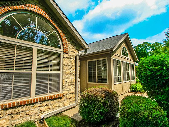 4th image of 7754 Blue Juniper Dr