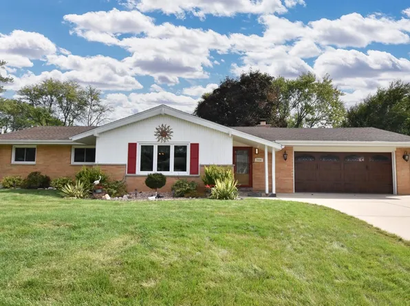 7034 North 98th STREET, Milwaukee, WI 53224