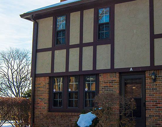 2nd image of 649 Olde Towne Ave APT A