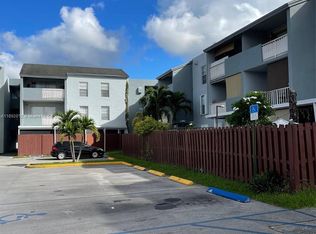 1725 W 60th St APT F304, Hialeah, FL 33012