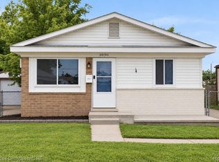 20190 Vermander Ave, Clinton Township, MI 48035