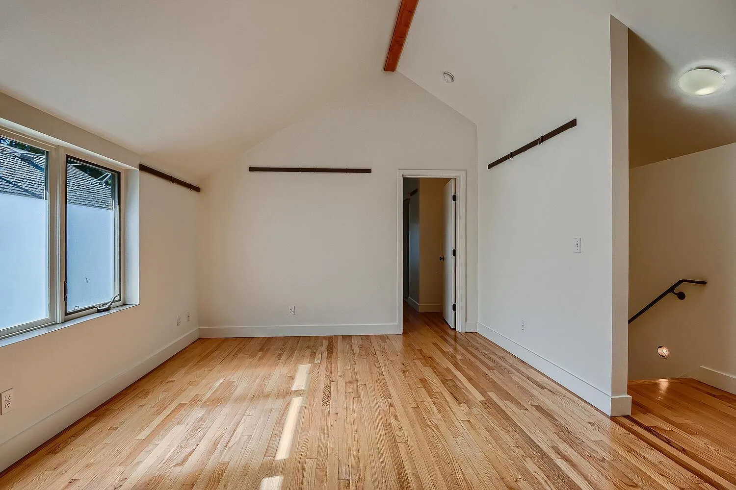 1 bed, 1.0 bath, 510 sqft, $1,469 — Photo 1