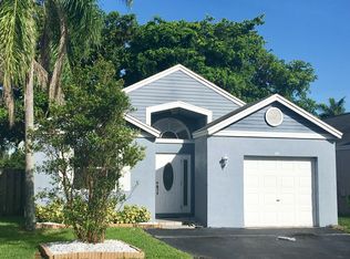 181 SW 159th Way, Sunrise, FL 33326