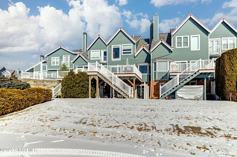 5th image of 17 Beach Court