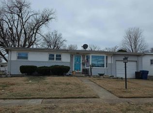 500 Moule Dr, Florissant, MO 63031