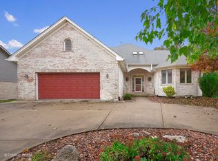 1332 Arbor Dr, Lemont, IL 60439