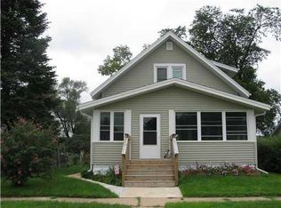 127 5th St N, Central City, IA 52214