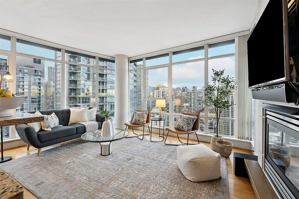 2 bed, 1100 sqft, $4,500 — Photo 1