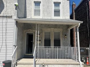 525 Highland Ave, Chester, PA