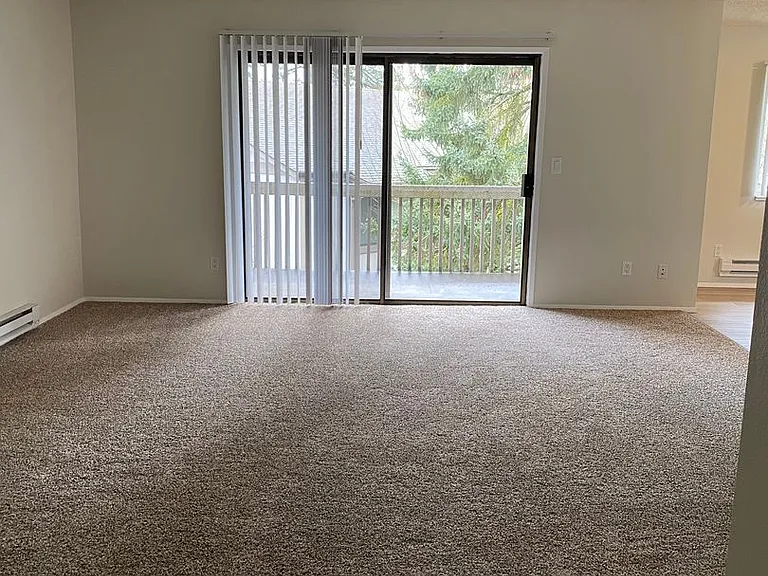 Spacious 2-bedroom apartment homes conveniently located! — Photo 10
