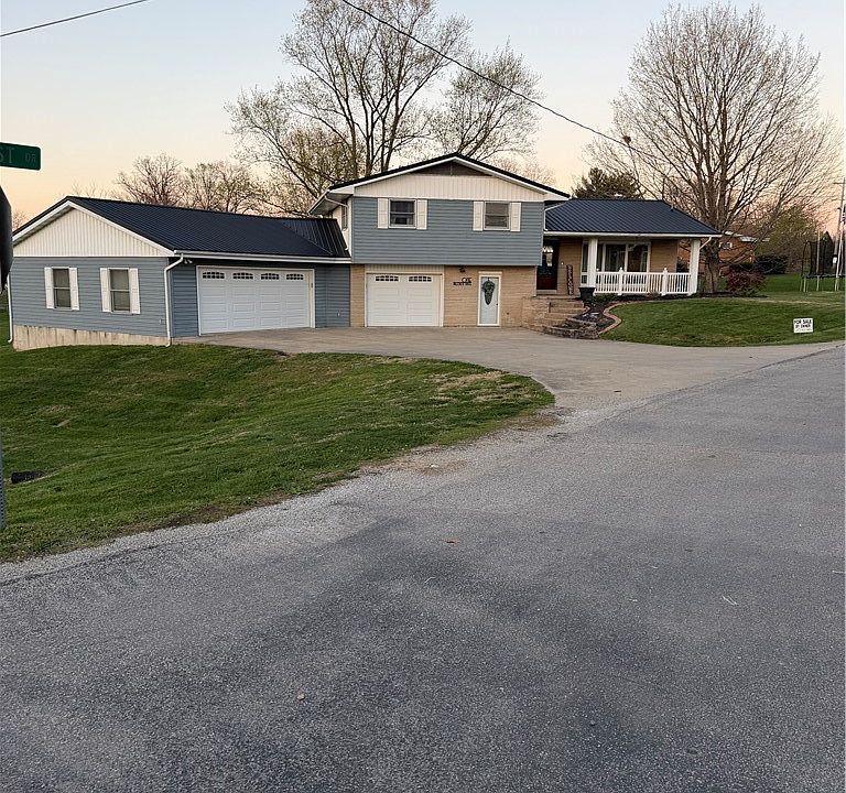 1st image of 1 Hillcrest Dr