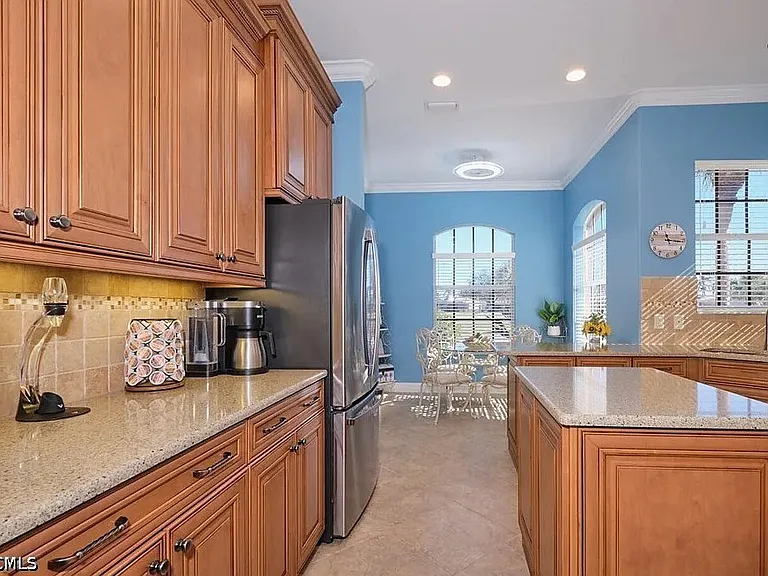 16320 Willowcrest Way — Photo 15