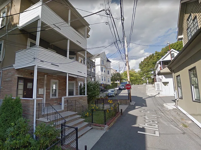 121 Liberty Rd — Photo 24
