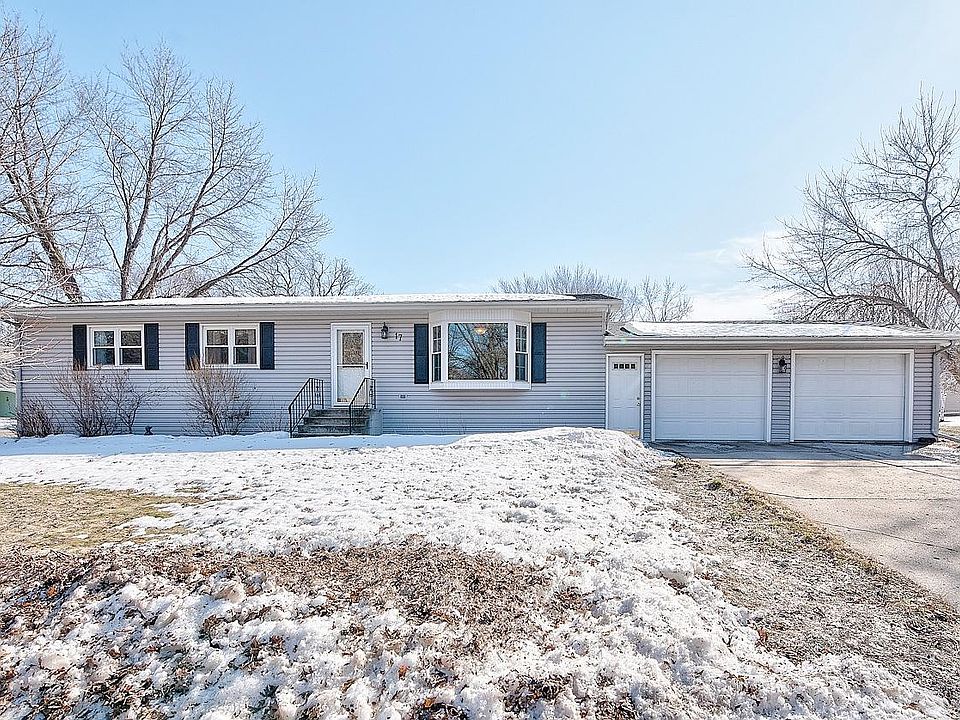 1st image of 17 Orchard Ln