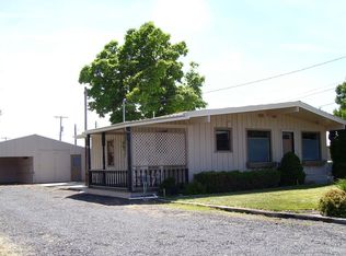 335 E Birch St, Connell, WA 99326