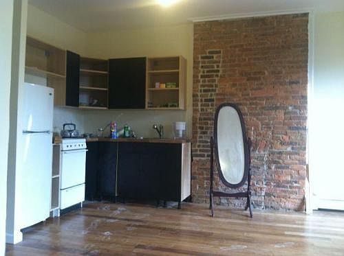 1st image of 166 Vernon Ave APT 1