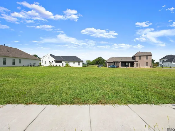 Greenbrier Cove Rd, Baton Rouge, LA 70817