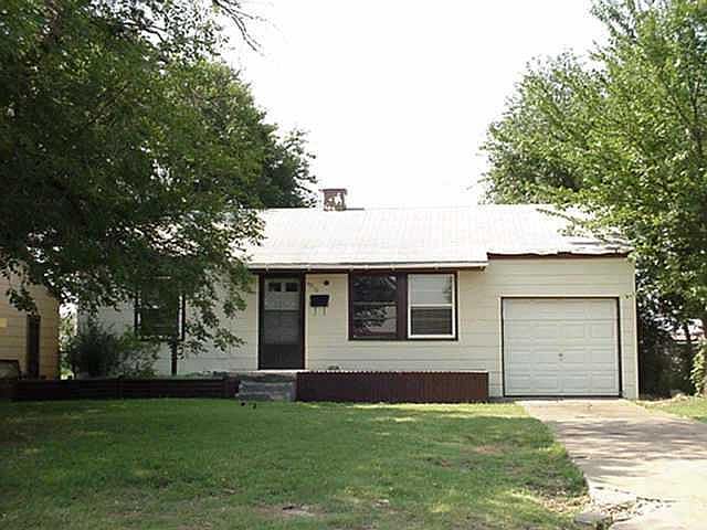 1st image of 4016 E Mallard Dr