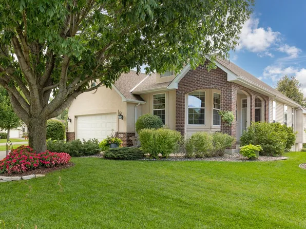 18711 Farmstead Cir, Eden Prairie, MN 55347