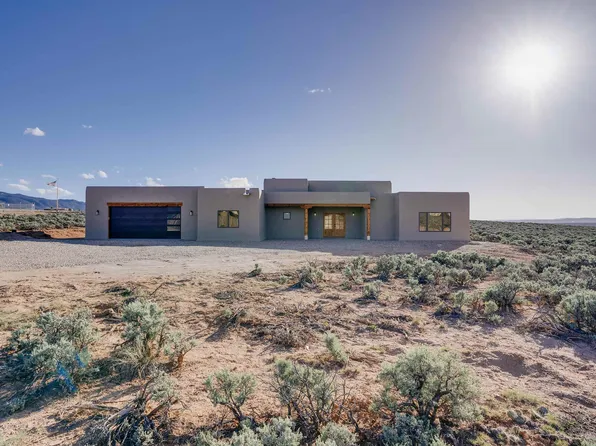 296 Los Cordovas Rd, Ranchos De Taos, NM 87557