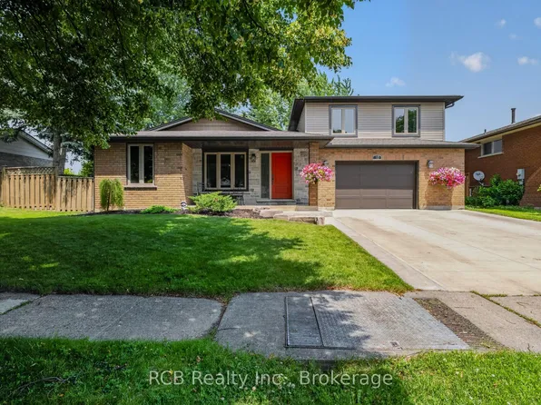 18 Max Webster Rd, Brantford, ON N3P 1H7