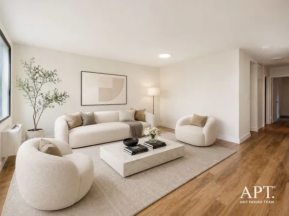 382 West St APT 2B, New York, NY 10014